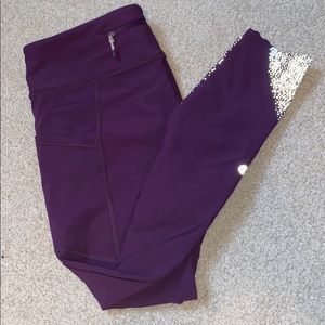 Lululemon leggings. Tight stuff 1 25’